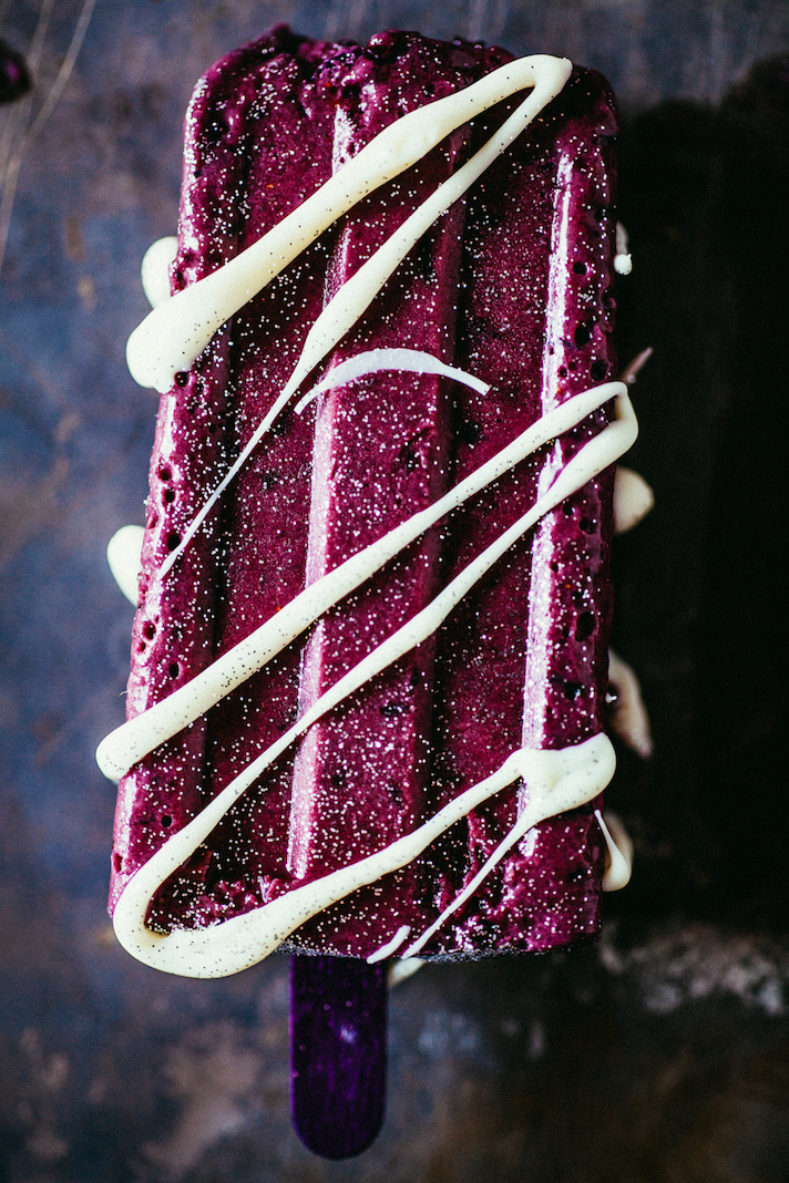 STYLECASTER | Glitter-Filled Recipes for New Year's Eve | Berries and Glitter Popsicles
