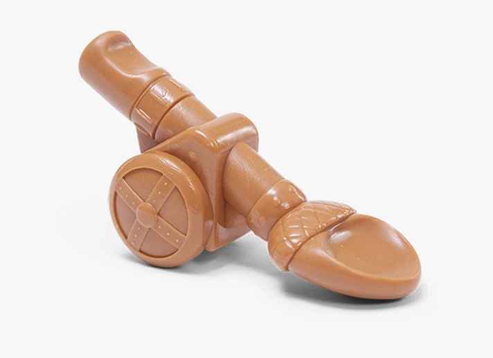 STYLECASTER | 17 Stocking Stuffers for Pets 