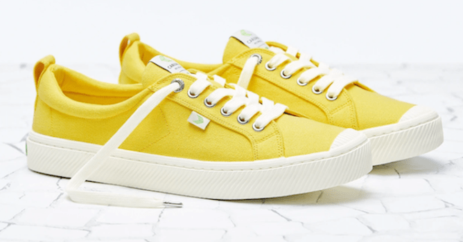 Summer 2020 Sneaker Trends | yellow sneakers