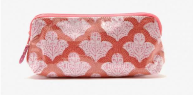 STYLECASTER | Graduation Gift Ideas 2020 | makeup bag