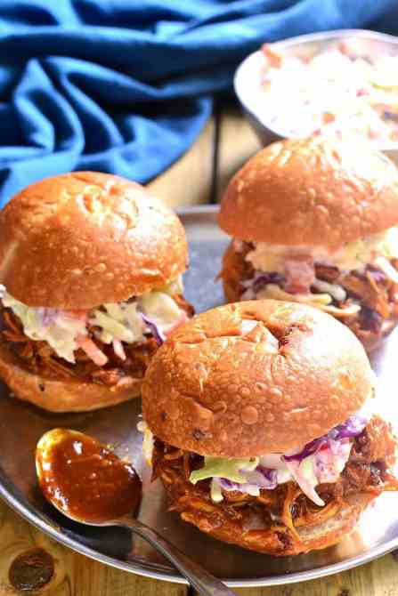 STYLECASTER | easy summer slow cooker recipes | slow cooker Hawaiian chicken