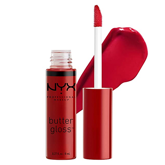 STYLECASTER | Selena Gomez 'Selena + Chef' Outfits