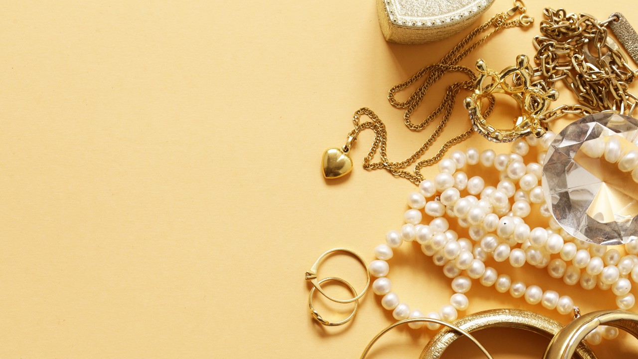 Best Hanging Jewelry Organizers on Amazon