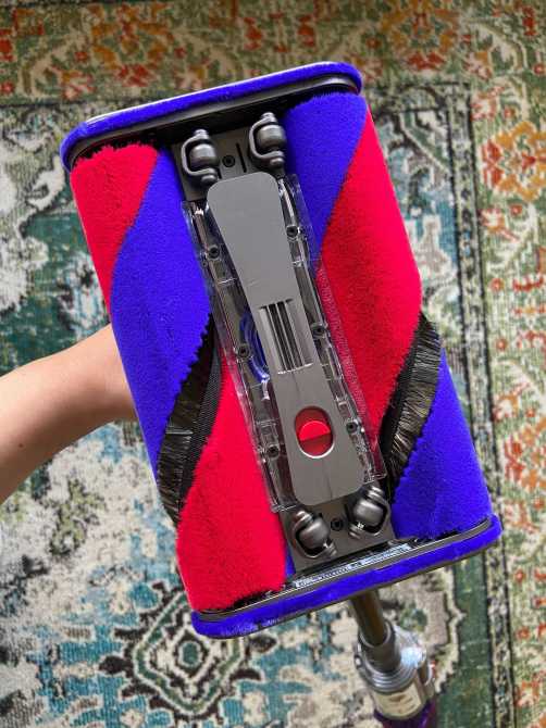 STYLECASTER | Dyson Omni Glide Vacuum Review