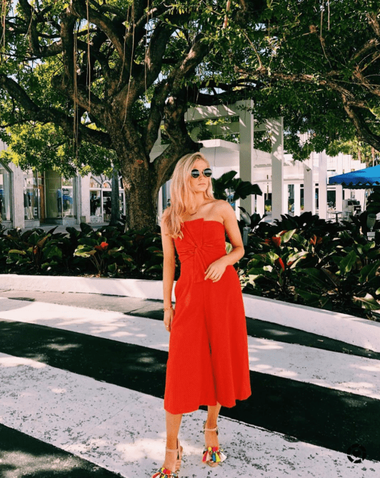 STYLECASTER | Dressing To Look Taller