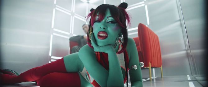 STYLECASTER | Zodiac Sign Halloween Costumes