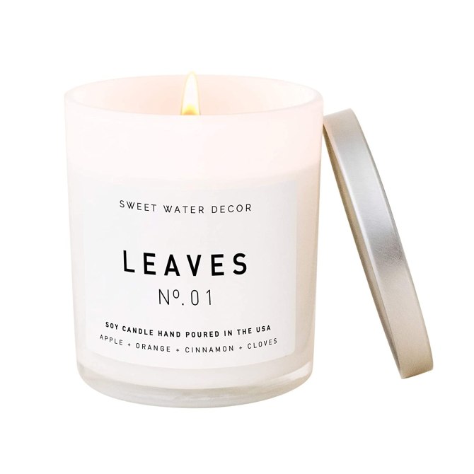 Sweet Water Decor Leaves Candle 