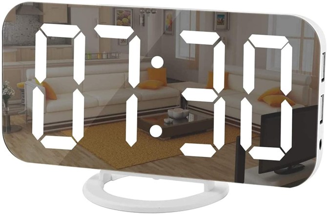 Szelam Digital Clock