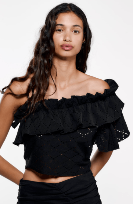 STYLECASTER | Bella Hadid Layered Trend