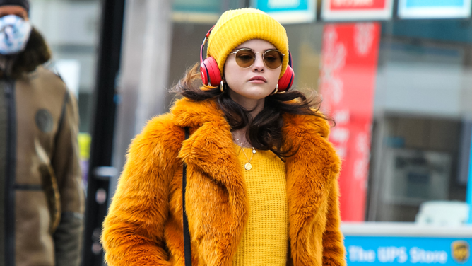 Selena Gomez Only Murders in the Building Rellery Necklace