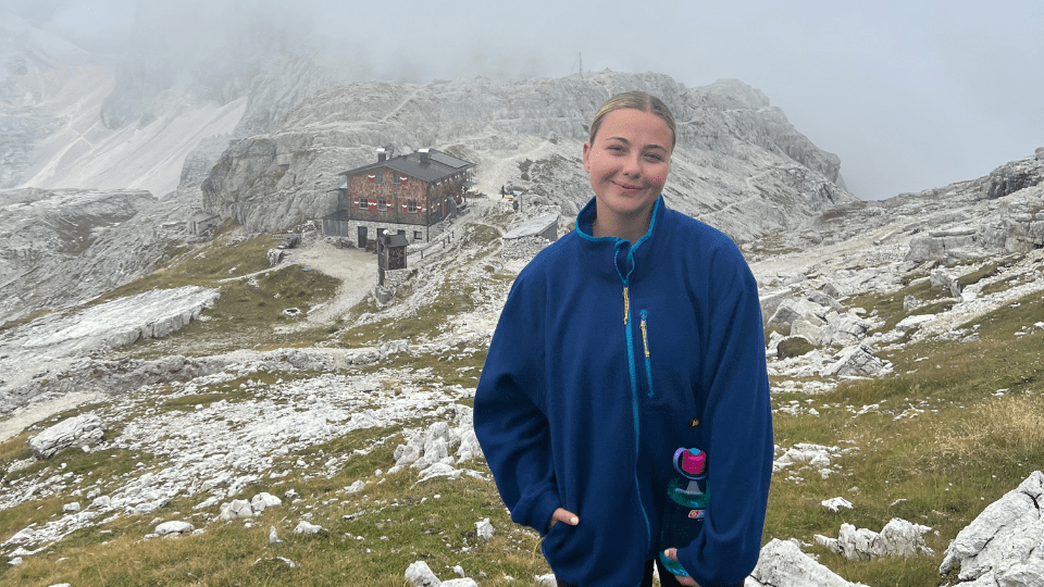 STYLECASTER | Cute Hiking Outfits