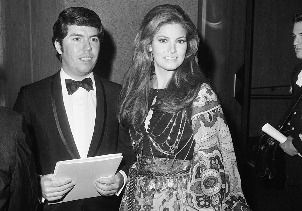 Raquel Welch, Patrick Curtis