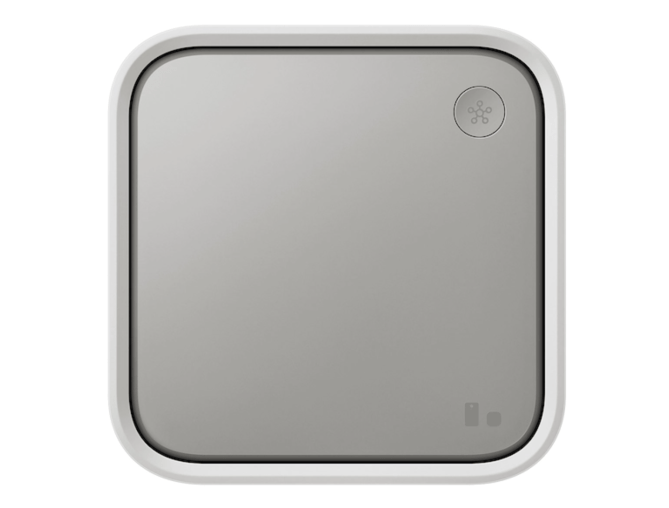 SmartThings Station with Travel Adapter