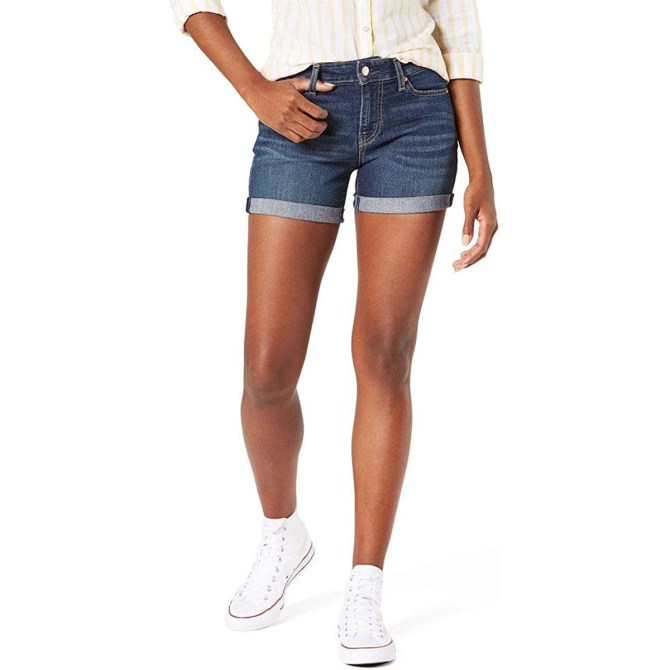 Signature by Levi Strauss & Co. Gold Label Women's Mid-Rise Slim Shorts