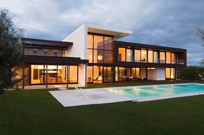 Modernist new build in the south of Spain designed by Matteo Thun