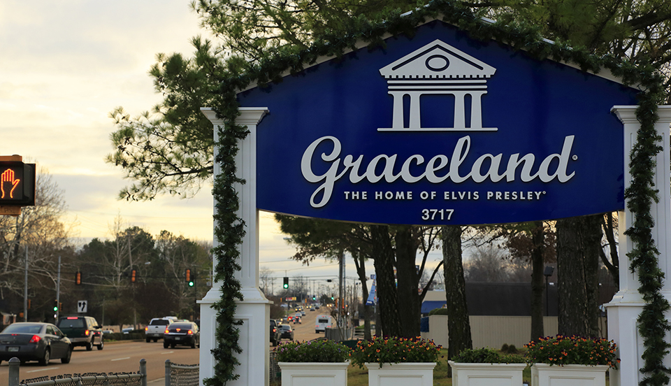 Roadside sign of Graceland the former home of Elvis Presley.