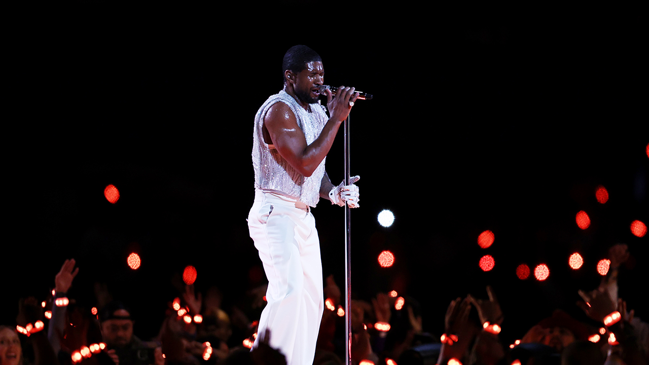 Usher Super Bowl setlist