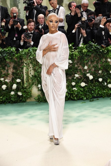 Doja Cat attends The 2024 Met Gala Celebrating "Sleeping Beauties: Reawakening Fashion" at The Metropolitan Museum of Art on May 06, 2024 in New York City.