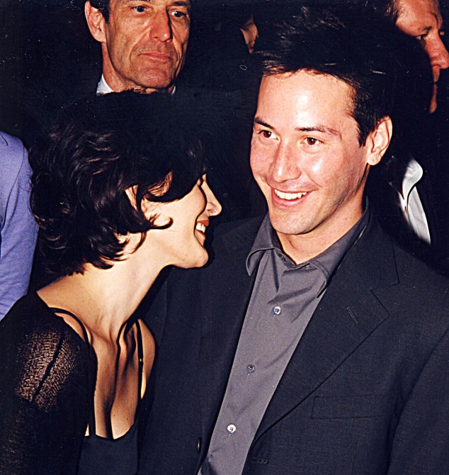Carrie Anne Moss & Keanu Reeves at Showest '98 in Las Vegas. 27