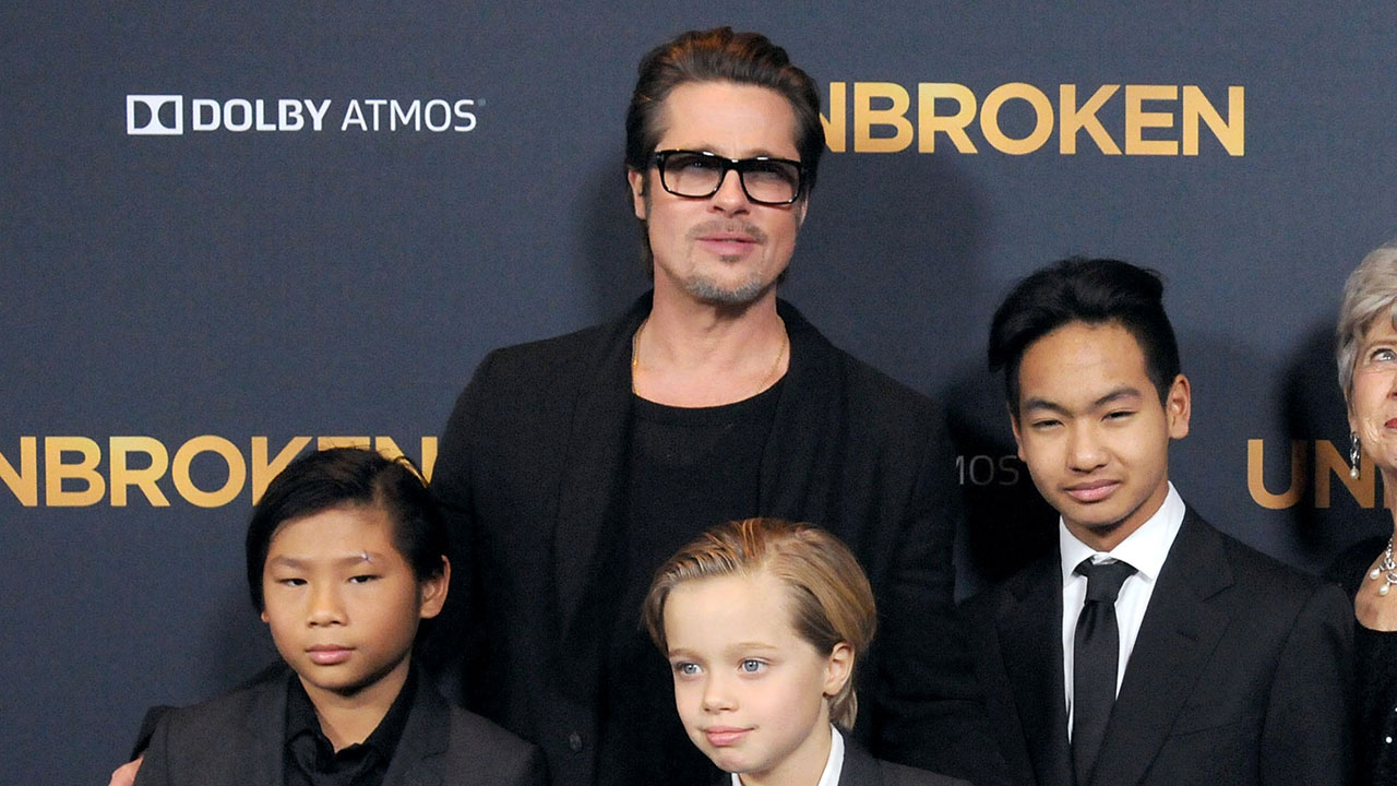 Pax Thien Jolie-Pitt, Shiloh Nouve Jolie-Pitt, actor Brad Pitt, Maddox Jolie Pitt,  Jane Pitt and William Pitt attend the premiere of 'Unbroken' at TCL Chinese Theatre IMAX on December 15, 2014 in Hollywood, California.