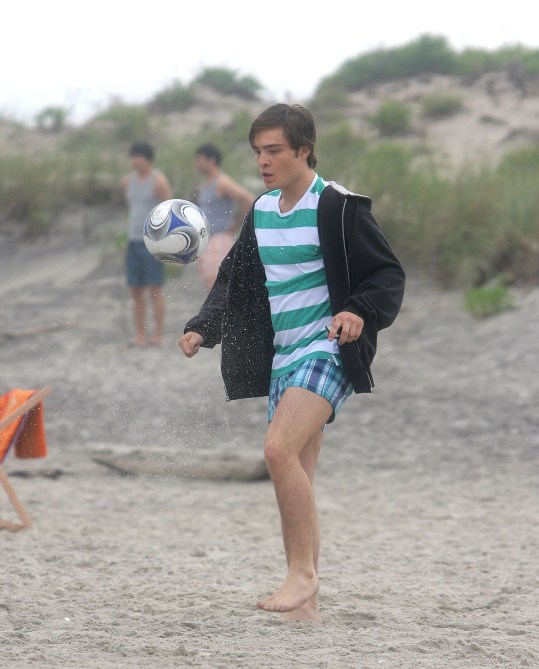 Ed Westwick on location for "Gossip Girl" on June 26, 2008 in Rockaway Beach, Queens, New York.