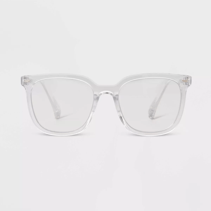 Glasses Trends 2024: Red Frames, Bayonetta Glasses, & 7 Other Styles