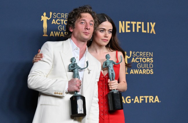 US actor Jeremy Allen White and actress Molly Gordon O poses with the awards for Outstanding Performance by a Male Actor in a Comedy Series (Allen WHite) and Outstanding Performance by an Ensemble in a Comedy Series for "The Bear" during the 30th Annual Screen Actors Guild awards at the Shrine Auditorium in Los Angeles, February 24, 2024.