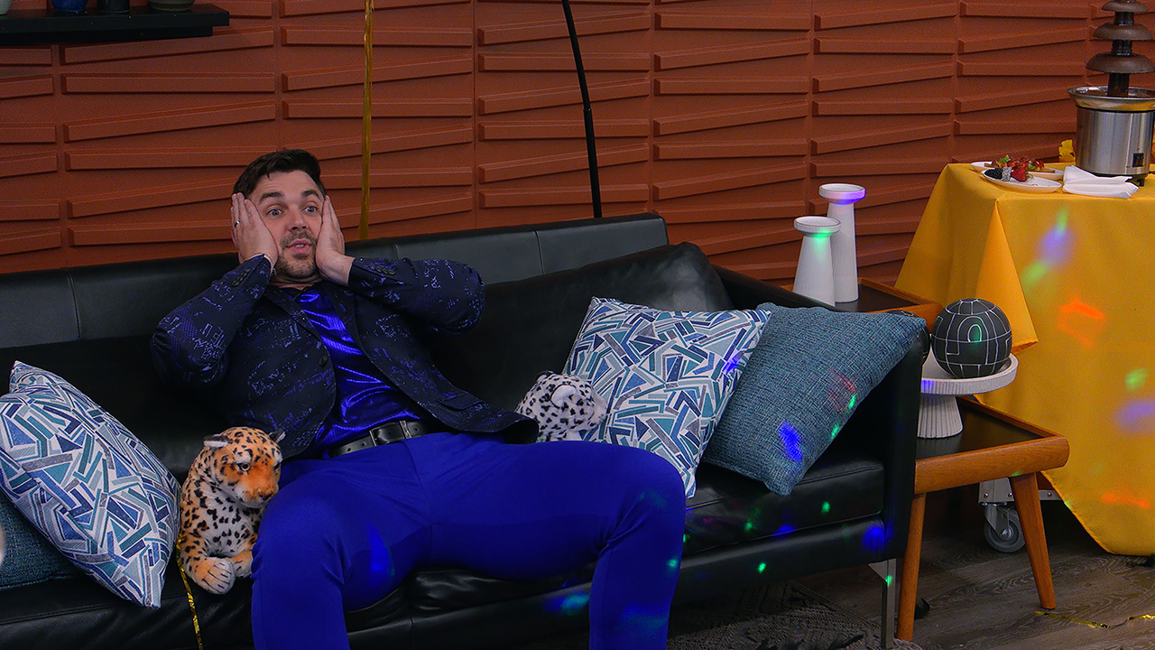 THE CIRCLE. Garret Caillouet in episode 2 of THE CIRCLE