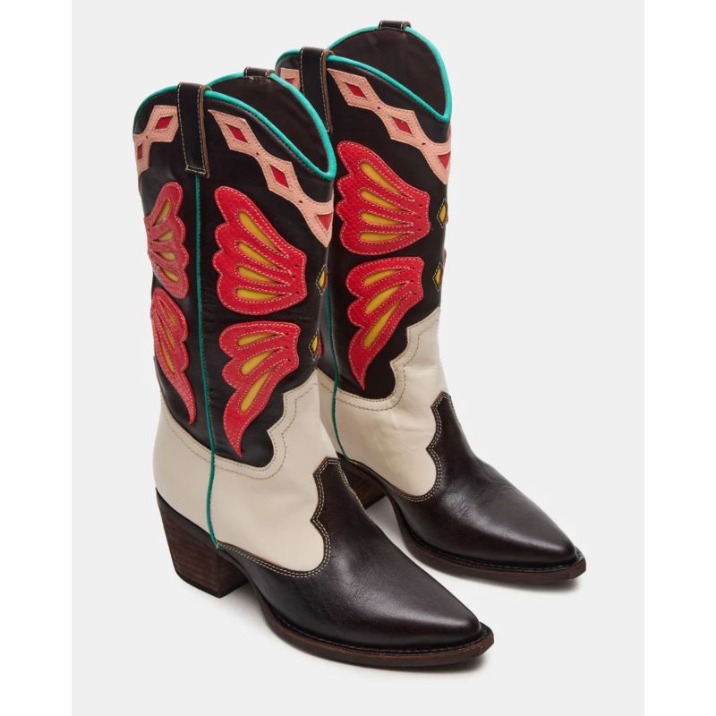 Boot Trends 2025: The Hottest Styles 