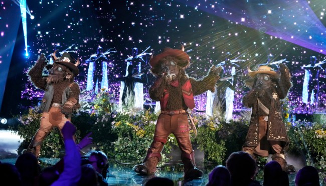 THE MASKED SINGER: Buffalo in the “Group A Finals: Soundtrack of My Life” episode of THE MASKED SINGER airing Wednesday, October. 9 (8:00-9:02 PM ET/PT) on FOX.