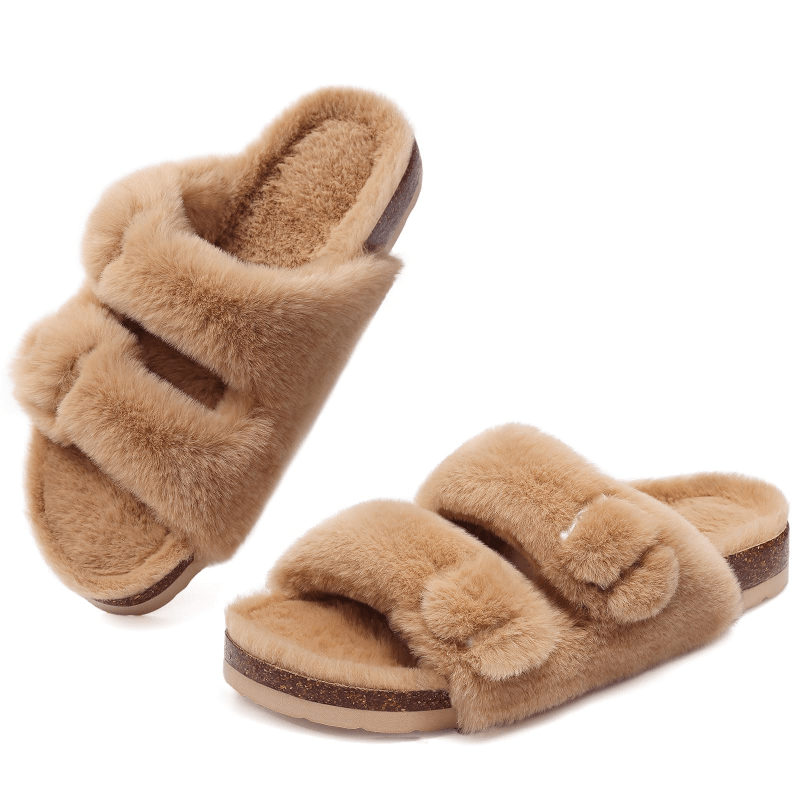 HYwys Fuzzy Slippers in Khaki
