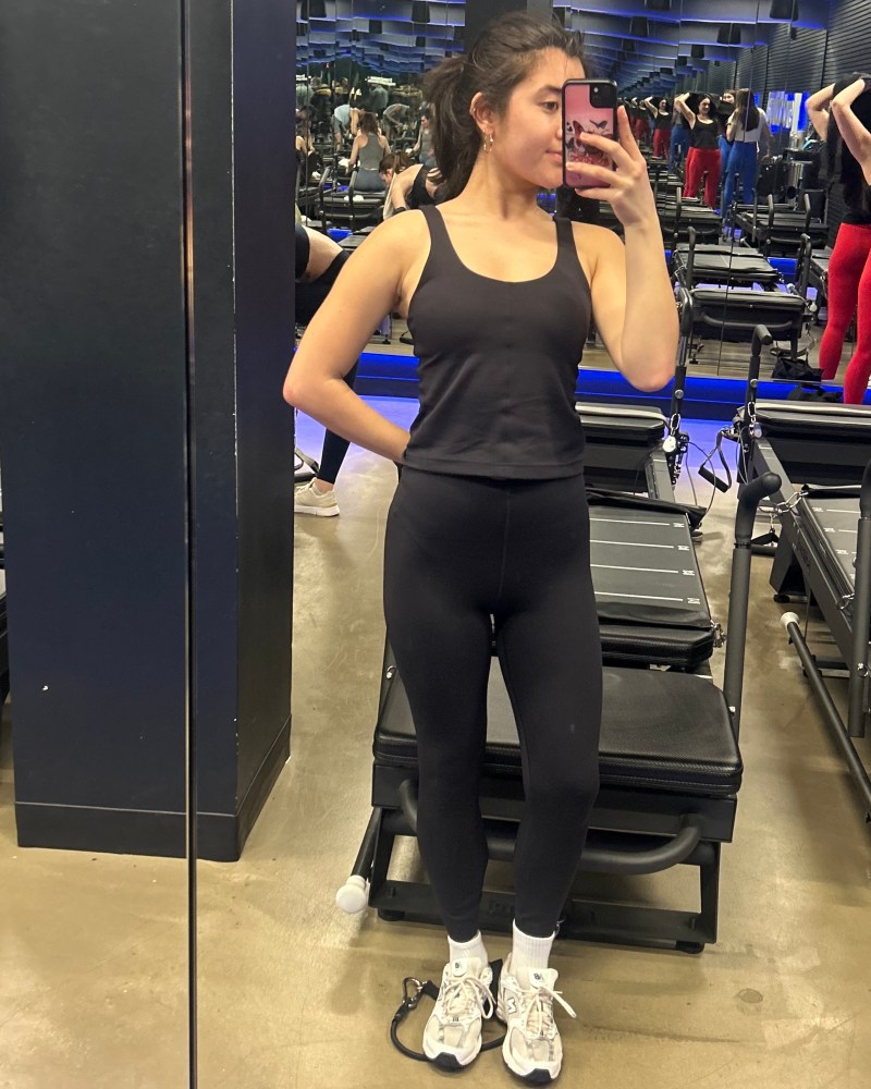 Jen wearing the Lululemon Glow Up Super-High-Rise Tight 25" in the black colorway