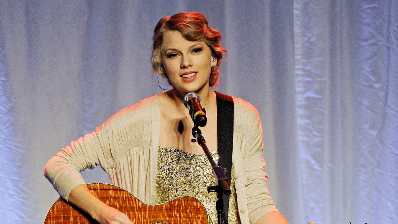 Taylor Swift performs the Alan Jackson song "Where Were You" at the 41st Nashville Songwriters Hall of Fame induction ceremony in 2011.