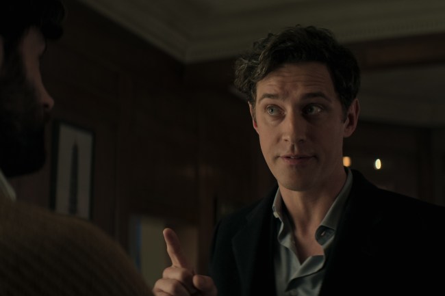 You. Stephen Hagan as Malcolm in episode 401 of You. Cr. Courtesy of Netflix © 2022