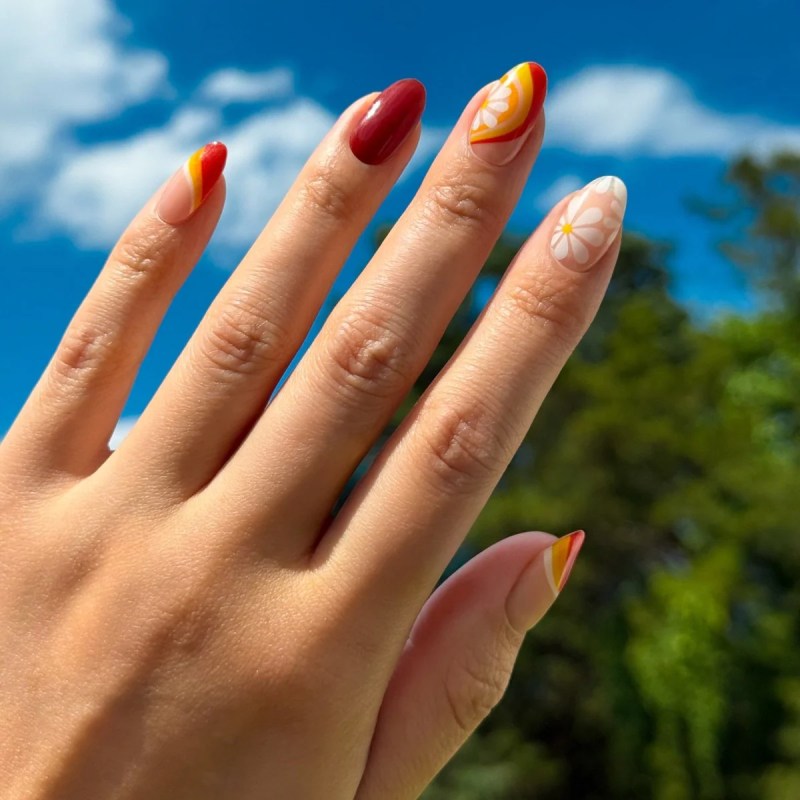 Heyhae Nail Strips Review: The Best At-Home Gel Manicure Hack