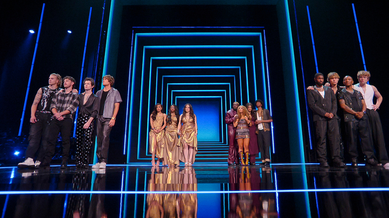 Building The Band. (L to R) Shane Appell, Zach Newbould, Conor Smith, Mason Watts, Wennely Quezada, Nori Moore, Brianna Mazzola, Donzell Taggart, Aaliyah Larsen, Katie Roeder, Cameron Goode, Malik Heard, Landon Boyce, Shade Jenifer, Bradley Rittmann in episode 109 of Building The Band.