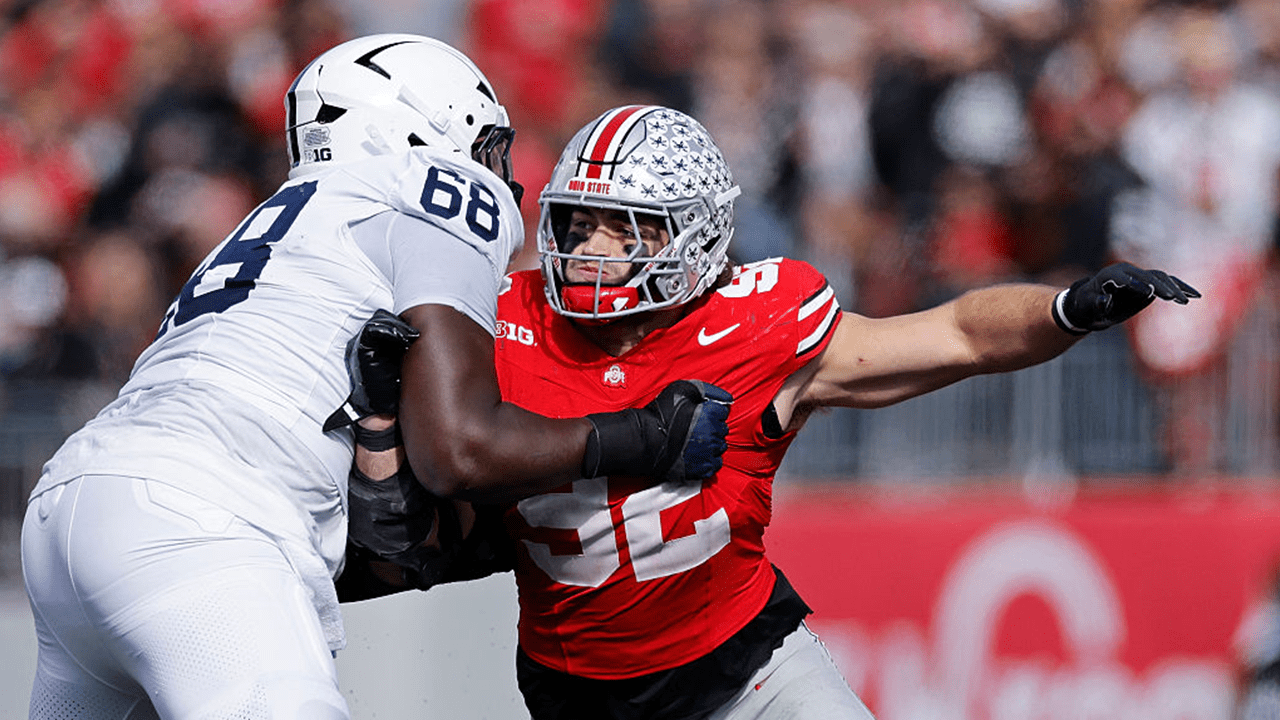 COLUMBUS, OH - NOVEMBER 01: Caden Curry #92 of the Ohio State Buckeyes rushes against Anthony Donkoh #68 of the Penn State Nittany Lions during a college football game on November 01, 2025 at Ohio Stadium in Columbus, Ohio. (Photo by Joe Robbins/Icon Sportswire via Getty Images)
