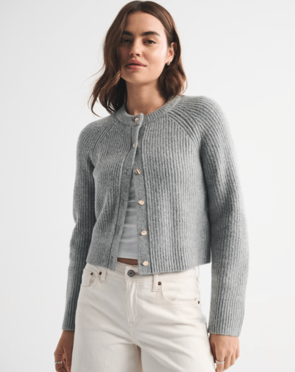 Best Abercrombie & Fitch End of Year Sale Picks—Lowest Prices All Year