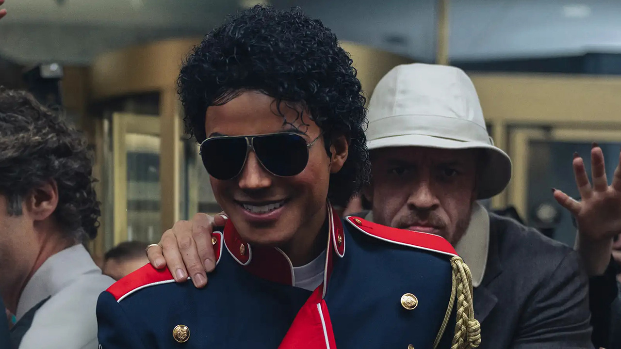 Jaafar Jackson as Michael Jackson and KeiLyn Durrel Jones as Bill Bray in 'Michael.'